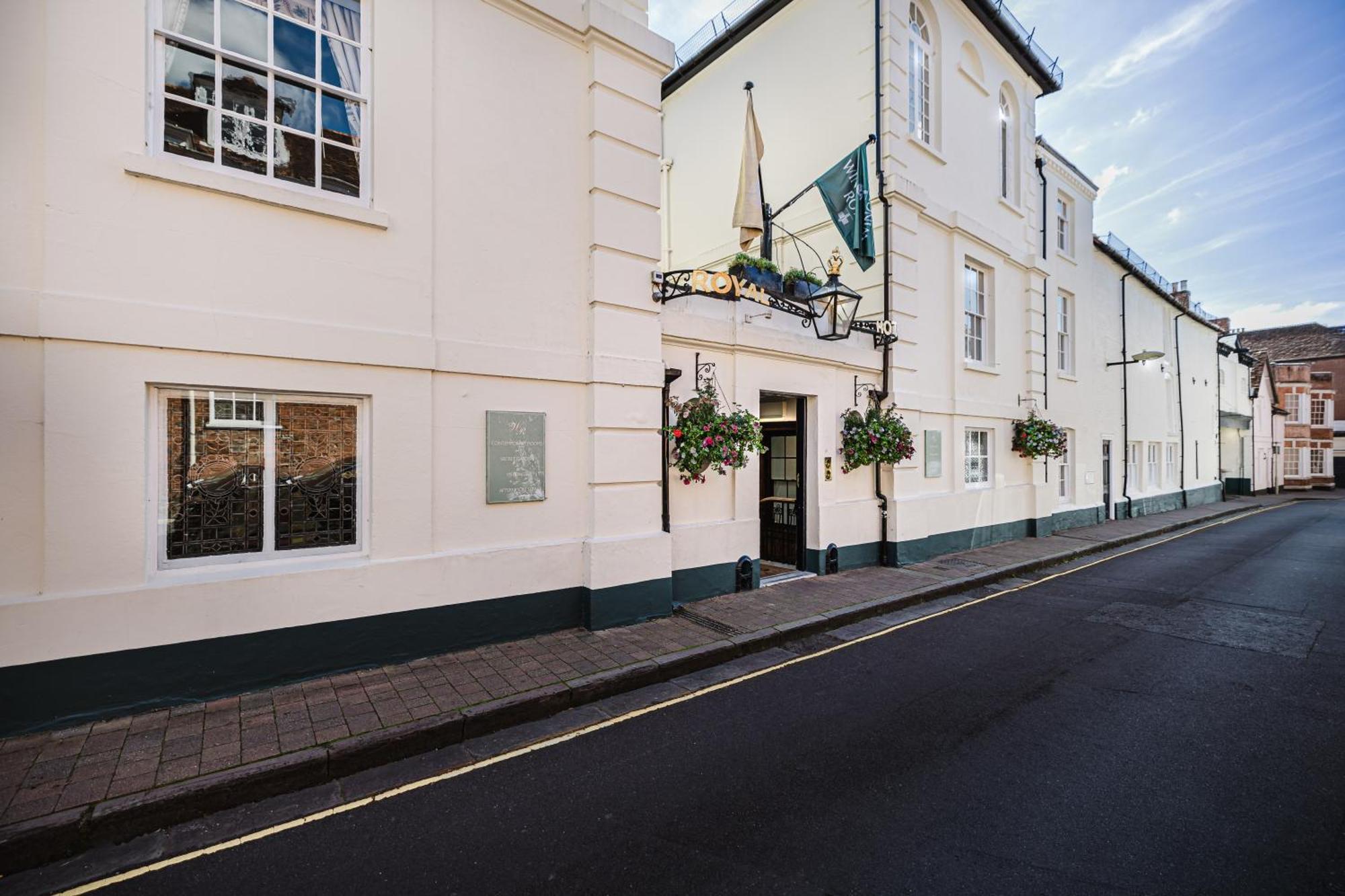 Winchester Royal Hotel Exterior foto